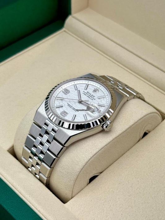 ROLEX LAND DEWELLER-SILVER