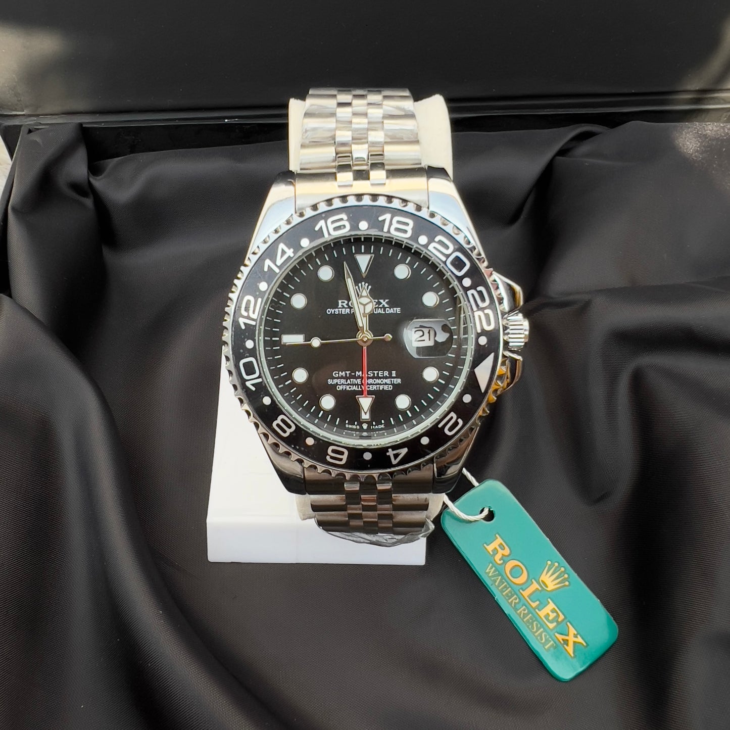 ROLEX SUBMARINER-SILVER BLACK