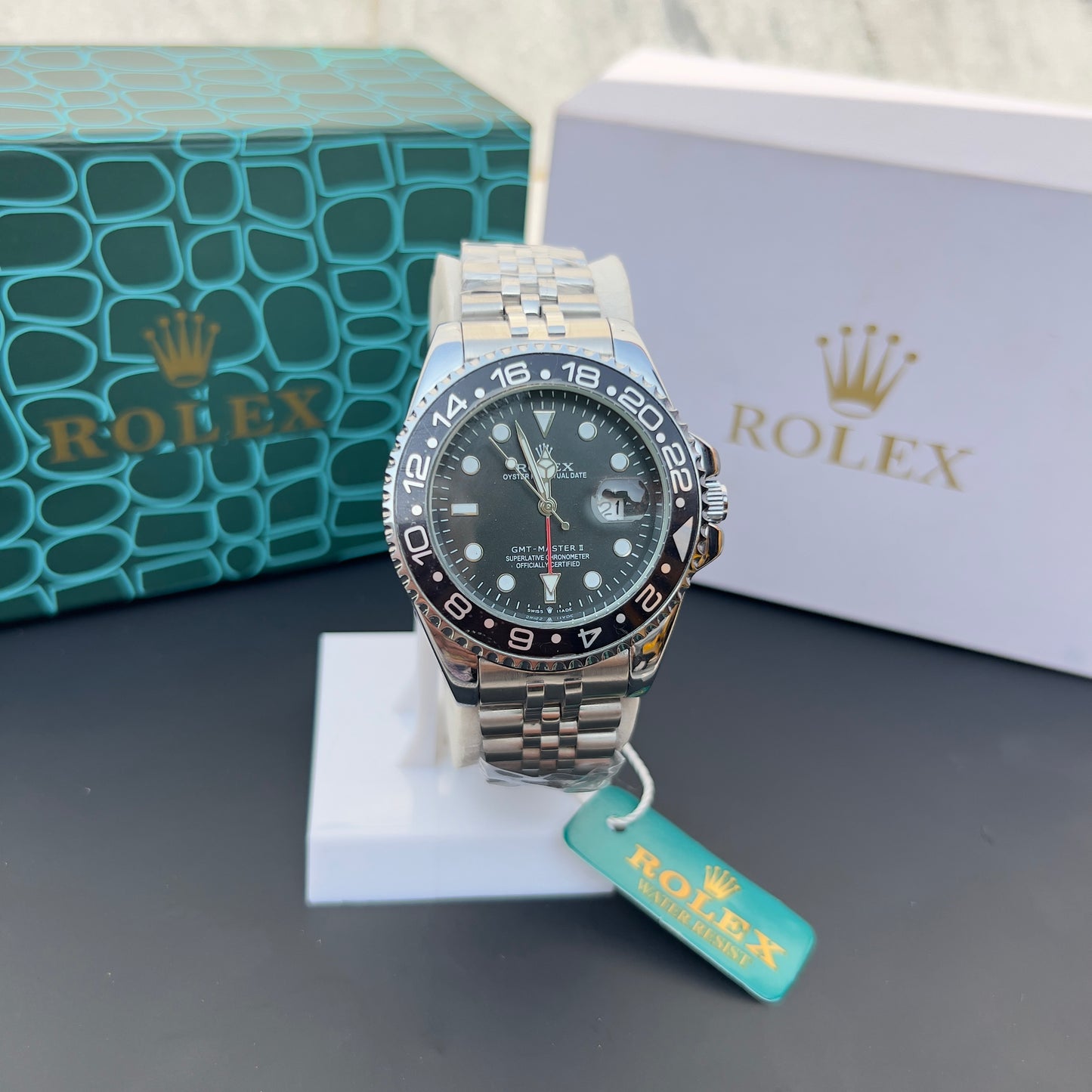 ROLEX SUBMARINER-SILVER BLACK