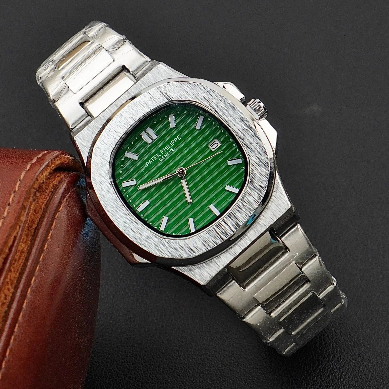 PATIEK PHILLIEPE DATE WATCH-GREEN